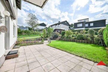 Reihenendhaus mit schönem Garten und Garage in Meinerzhagen - Terrasse