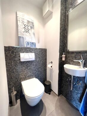 Schicke 3-Zimmer Eigentumswohnung mit Kamin - Gäste-WC