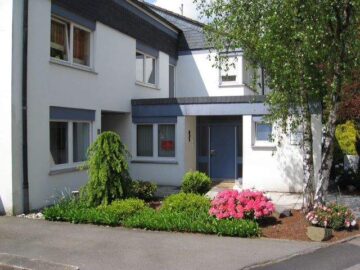 Zwei Gewerbeflächen, teilbar in verschiedene Größen, 5 Minuten vom Stadtzentrum Meinerzhagen - Eingang
