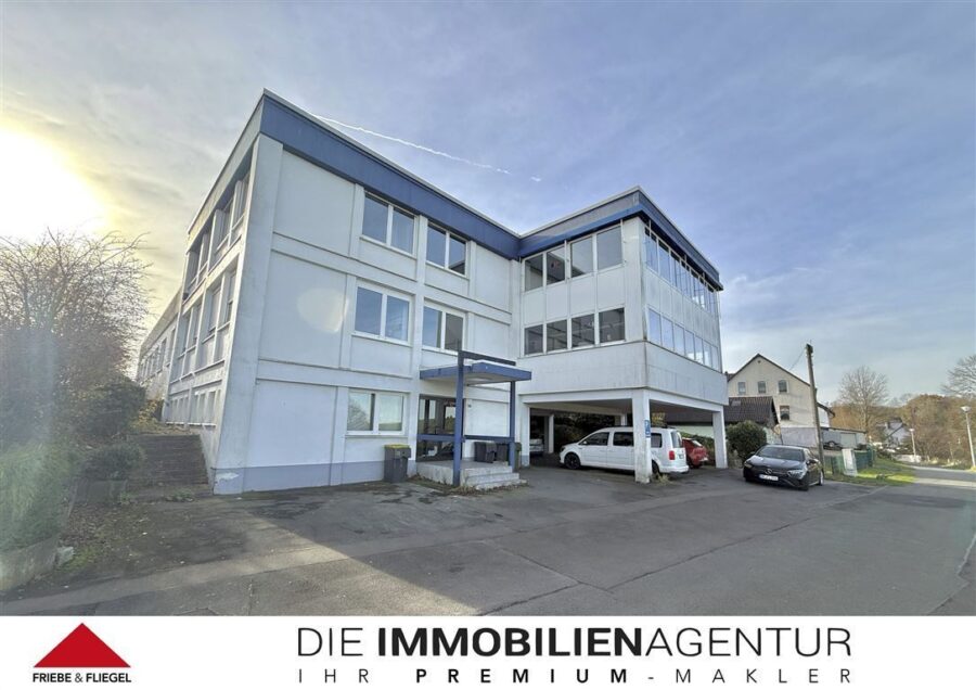 Exklusive Büroetage in zentraler Lage von Meinerzhagen - Außenansicht