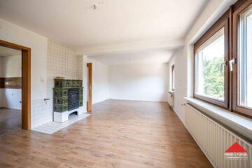 Doppelhaushälfte mit Garage und großem Grundstück zu vermieten - Wohnen