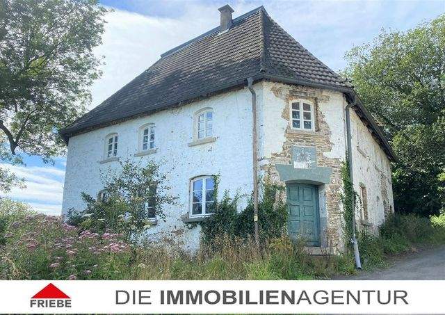 Burg Helberg - Ein Haus mit Geschichte - Außenansicht