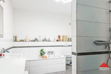 Vermietetes Mehrfamilienhaus in zentraler Lage von Kierspe - Badezimmer 2