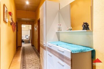 Vermietetes Mehrfamilienhaus in zentraler Lage von Kierspe - Flur 1