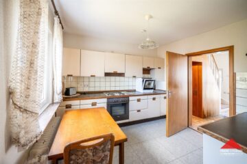 Freistehendes Einfamilienhaus mit Fernblick und Garage - Küche