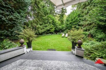 Eleganz im Grünen: Stilvolles Einfamilienhaus mit privatem Rückzugsort - Garten