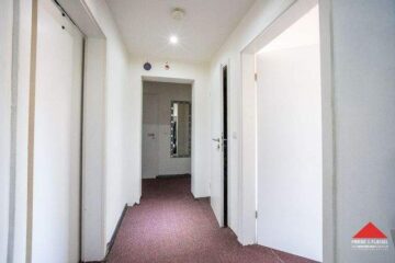 Vermietete Eigentumswohnung mit Garage in Kierspe-Dorf - Flur