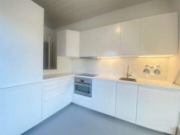 Hochwertige Wohnung in Kierspe - Küche mit Bartheke