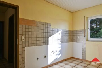 Schöne 4-Zimmer Eigentumswohnung mit großer Garage - Küche