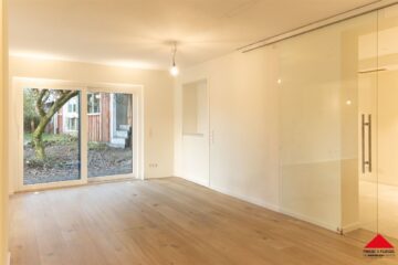 Luxuriöse Mietwohnung im Erdgeschoss mit Kamin, Balkon und Terrasse - Essbereich