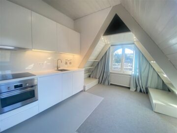 Hochwertige Maisonette-Wohnung mit Kfz-Stellplatz und Einbauküche - Küche - Essen