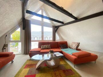 Wohnen mitten im Stadtzentrum - 4-Zimmer Mietwohnung mit Terrasse - Dachgeschoss