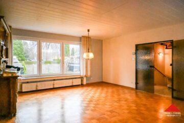 Schönes Einfamilienhaus mit Garage und Garten - Wohnen